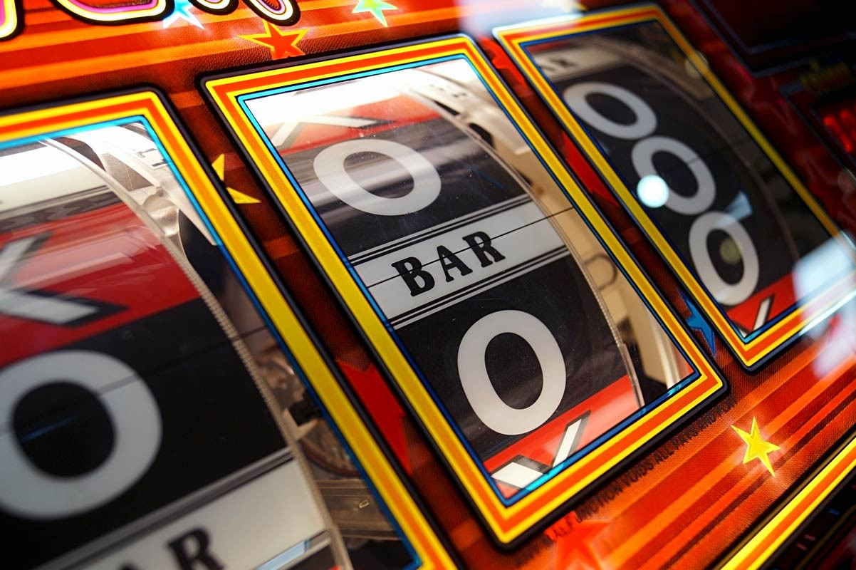 Storia e simbologia dei simboli “BAR” e “7” nelle slot machine - -