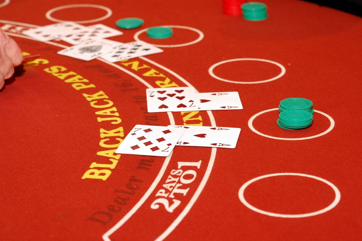 Che cos’è il double down nel blackjack? - -