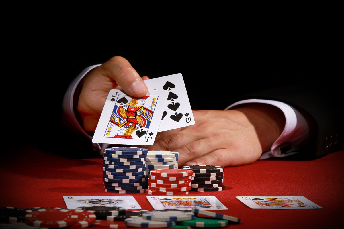 Cos’è il fold nel poker - -